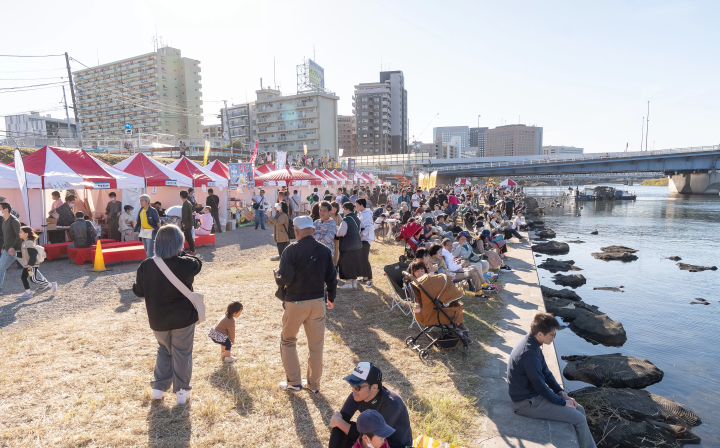 The Tokaido Kawasaki Shukuba Matsuri Festival will be held in Kawasaki, reviving the bustle of the Edo period when samurai warriors lived.