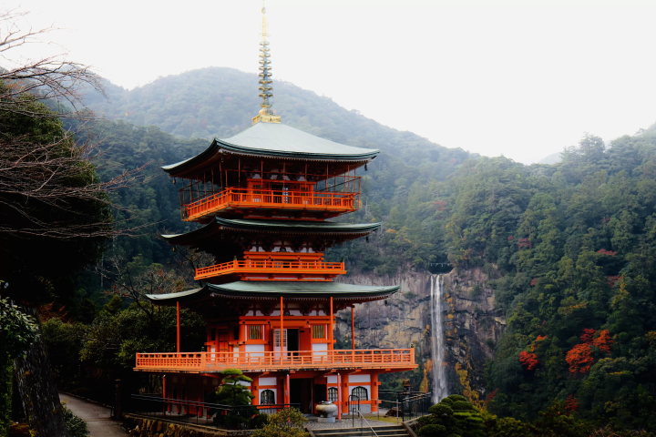 Mie pagoda © Wakayama Prefecture Tourism Federation<br>