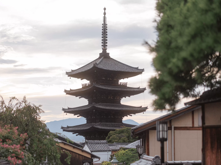 [2-Day, 1-Night Kyoto - Part 2] Enjoy gourmet food and tableware in Gojo! Recommended itinerary