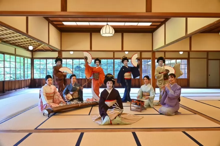 Autumn Banquet with Yokohama Geisha at TOFUYA UKAI SAGINUMA in Kawasaki City