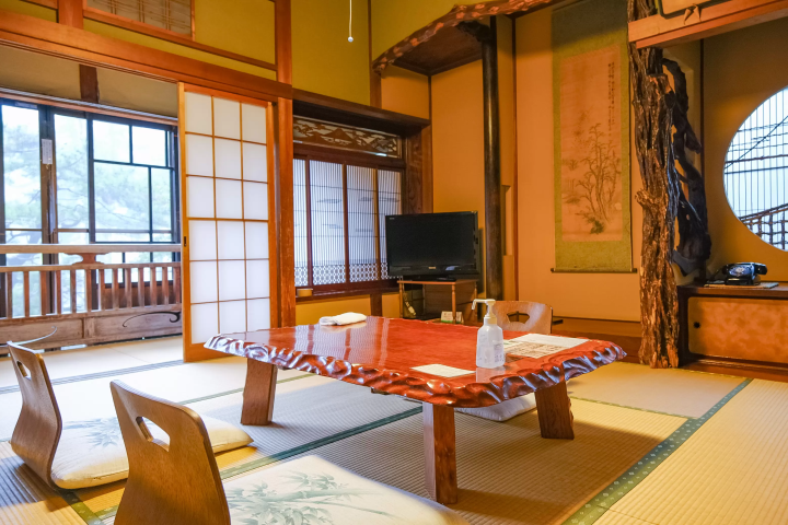 Discover Gozu Onsen-go: Niigata's Secret Hot Spring Getaway. Top Ryokans & Day Trips!