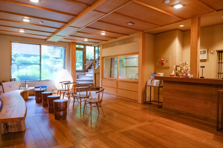 Discover Gozu Onsen-go: Niigata's Secret Hot Spring Getaway. Top Ryokans & Day Trips!