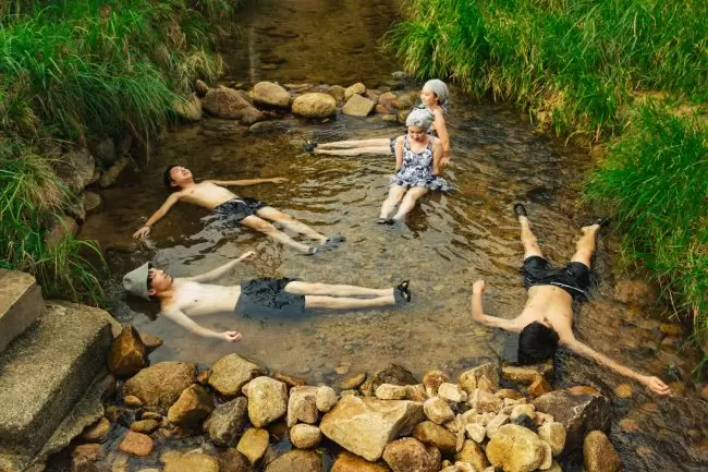 The water is very clear and just the right depth, so lying down there after a sauna bath will make you feel like you're in paradise. 