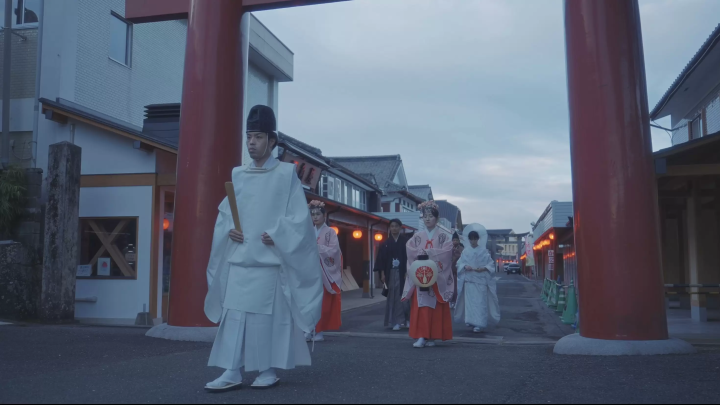 福冈出发佐贺之旅｜祐德稻荷神社与环境艺术森林的神秘之旅