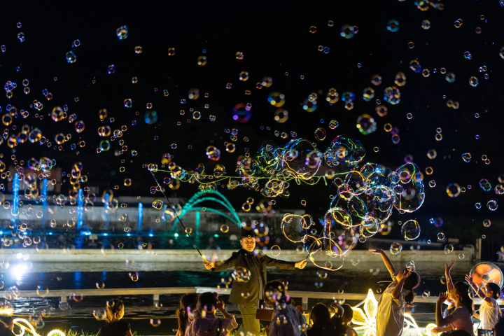 御殿場高原 時之栖 25週年燈飾「光之住所」富士山主題樹與約300公尺的光之隧道