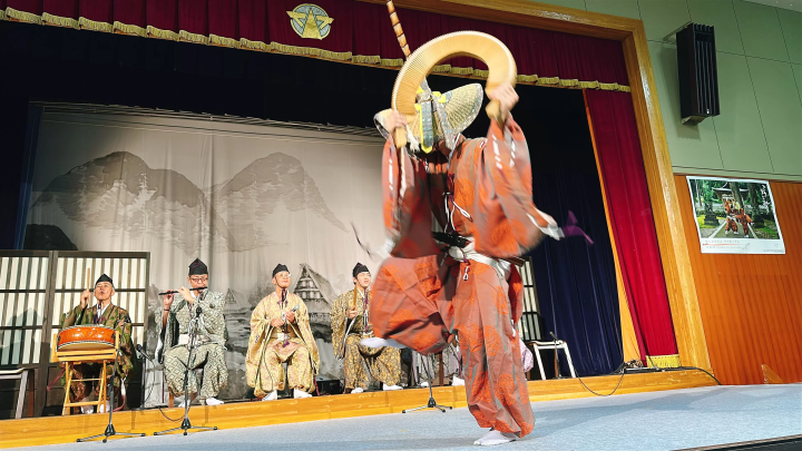 Travel like you're living in a lovely old house in Nanto City, Toyama Prefecture