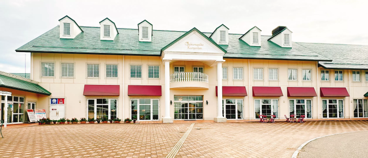 Travel like you're living in a lovely old house in Nanto City, Toyama Prefecture