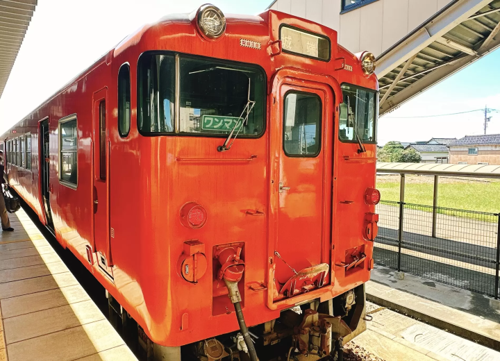 Travel like you're living in a lovely old house in Nanto City, Toyama Prefecture