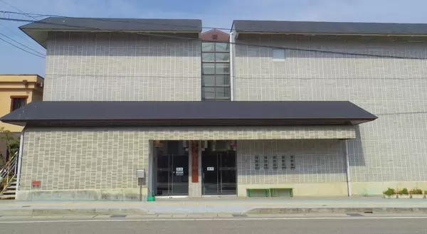 Travel like you're living in a lovely old house in Nanto City, Toyama Prefecture