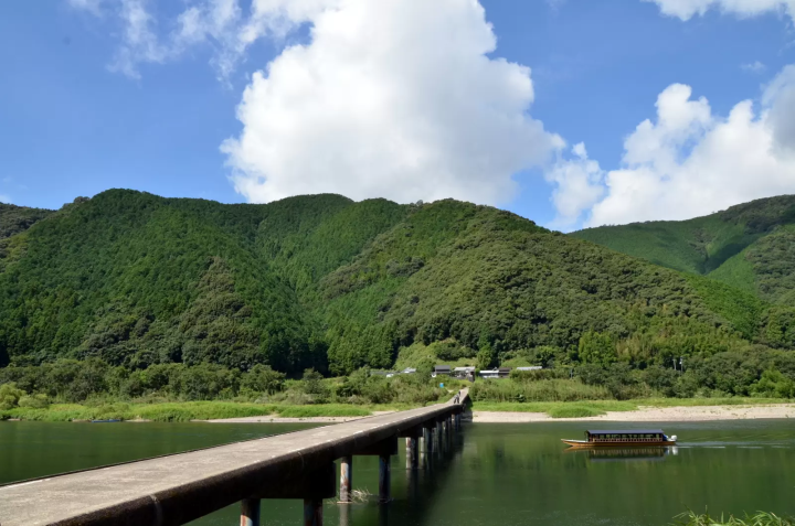 【高知県四万十市】四万十川バスで周遊しよう!