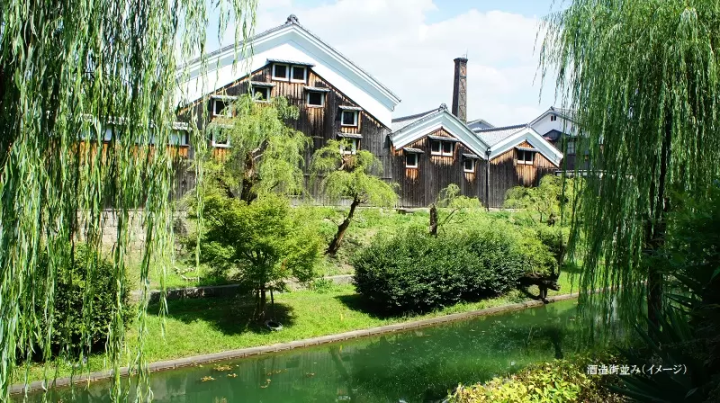 Experience a night of Japanese sake tasting in Fushimi, Kyoto.