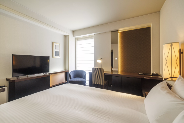 [JR KYUSHU HOTEL Blossom Fukuoka- Room Guide] 2 minutes walk from Hakata Station! Functional and comfortable space