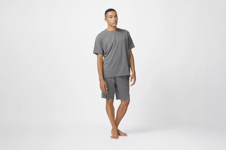 ลดความเหนื่อยล้าเพียงสวมใส่และนอนด้วยชุดฟื้นฟู "TIOGRA SLEEP"