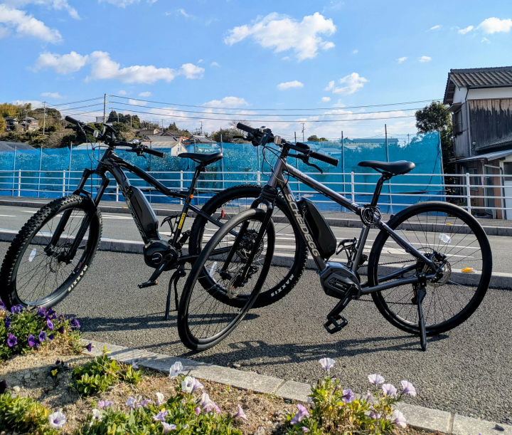 A cycling course that takes in the stunning scenery of Ainan Town, the southwestern tip of Shikoku