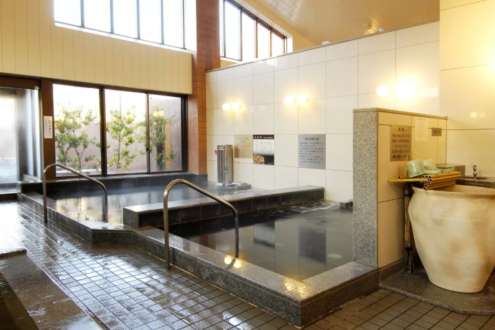 [Yamanashi - Mt. Fuji] Winter fireworks, spectacular views of Mt. Fuji, strawberry picking, and hot springs! Enjoy winter at Lake Kawaguchi!