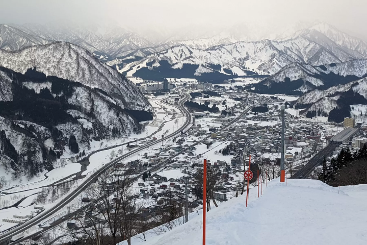 [Niigata] Just a short trip from Tokyo! Enjoy winter on a ski trip to Echigo Yuzawa and learn about four popular ski resorts