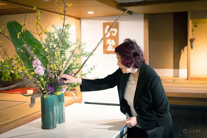 ikebana experience in Tokyo
