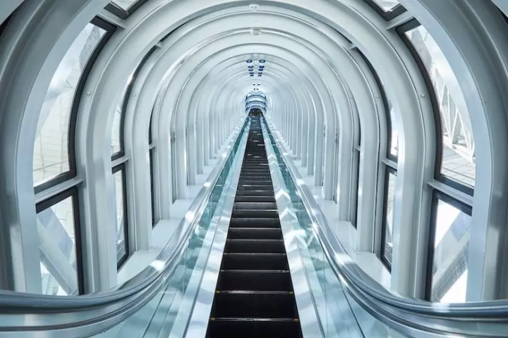 Architecture Tour of the Umeda Sky Building