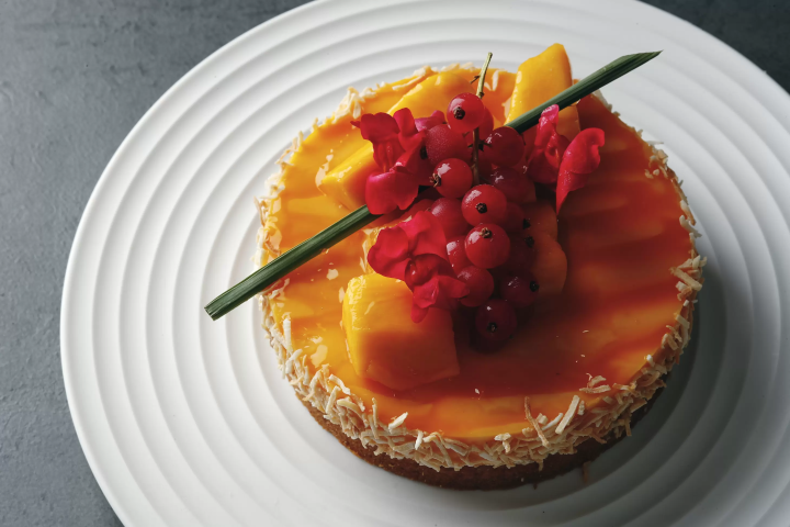 What is Japanese Café Culture? Experience Etiquette at Éclat des Jours Toyosu