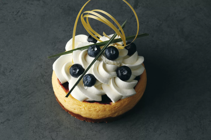 What is Japanese Café Culture? Experience Etiquette at Éclat des Jours Toyosu