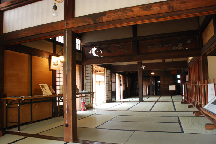 ทริปสั้นๆ ท่ามกลางทิวทัศน์หิมะบนรถไฟ JR ทาดามิ