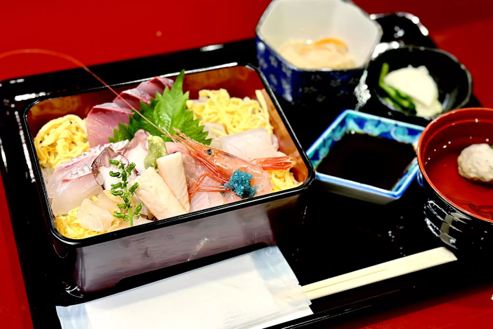 Wajima is known for its fresh seafood, and sashimi and seafood bowls are popular menu items at Mebuki. 