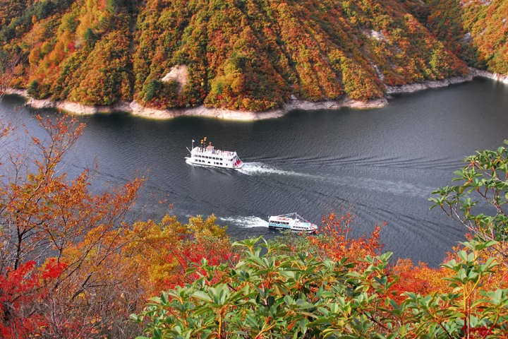 일본 최대의 발전량을 자랑하는 뒤쪽에 로 떠나보세요!