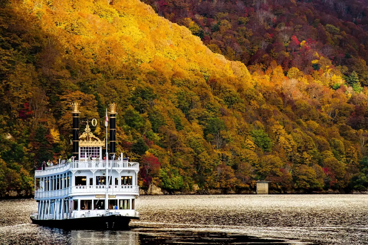 일본 최대의 발전량을 자랑하는 뒤쪽에 로 떠나보세요!