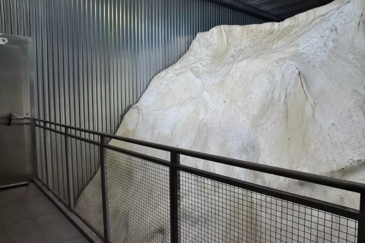 세계 최대 규모의 양조장 오픈! 우오누마 양조장: 우오누마 물로 만든 건강한 쌀누룩