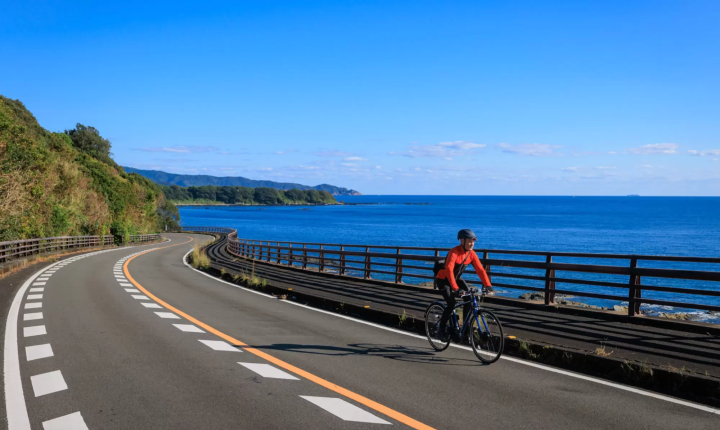 [ Tosashimizu City, Kochi Prefecture ] Rent a bicycle to explore Tosashimizu City, Western Tosashimizu City