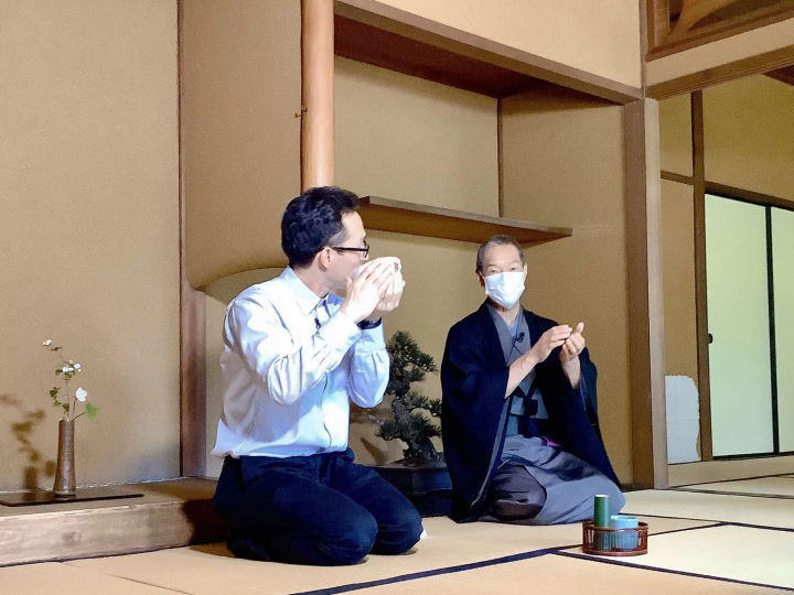 Tea with Traditional Confections and a Fall Illumination at the Former Hasegawa Residence