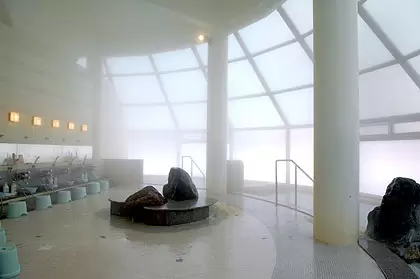 최북단 온천향! 홋카이도 도요토미초에서 즐기는 최고의 '오일 목욕' 체험. 추천 명소 & 숙소 소개