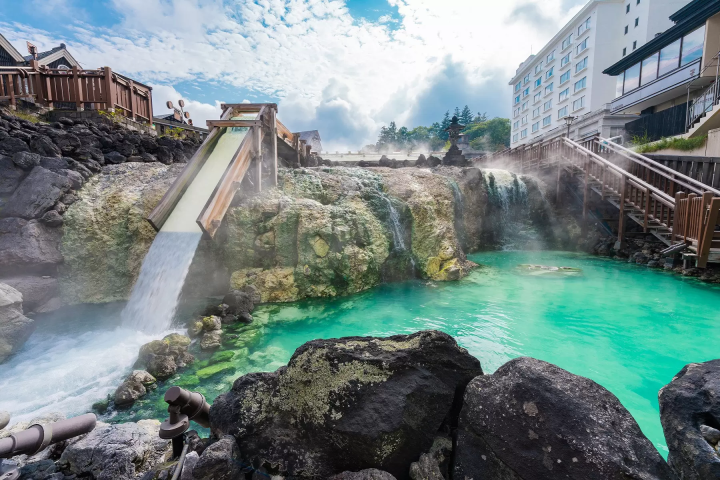 [Karuizawa, Kusatsu, and Manza] Winter Highland Resort Trip from Tokyo - Enjoy Hot Springs, Nature, and Fine Cuisine