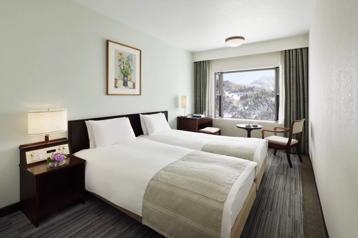 [Karuizawa, Kusatsu, and Manza] Winter Highland Resort Trip from Tokyo - Enjoy Hot Springs, Nature, and Fine Cuisine