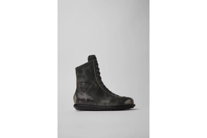 [아이콘 모델/펠로스] 30년간 변함없는 품질과 존재감에 대한 헌신