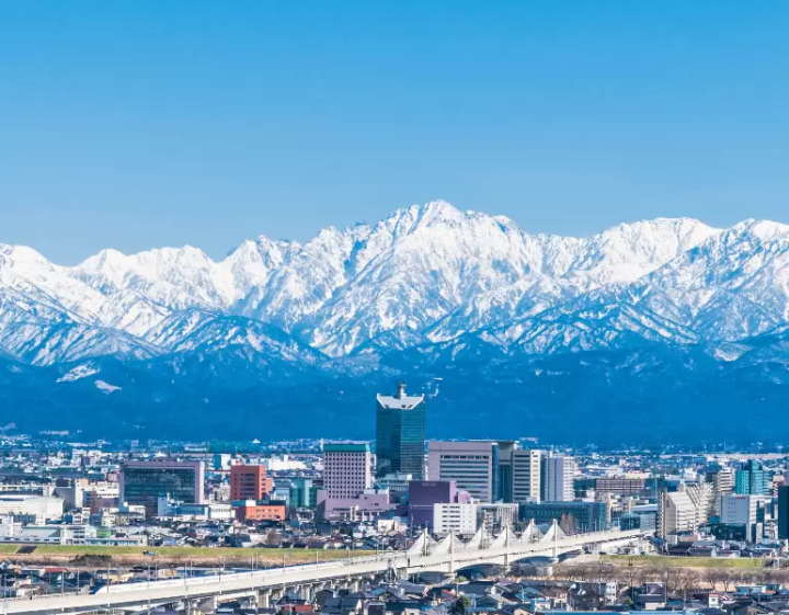 If you come to Toyama, you'll want to try these delicious foods!