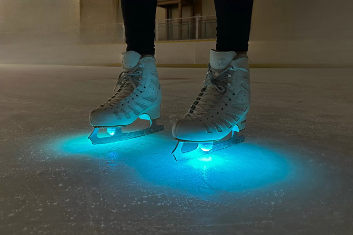 輕井澤冬季必訪「星塵冰場+聖誕燈飾」體驗漫步星空的冰上滑行