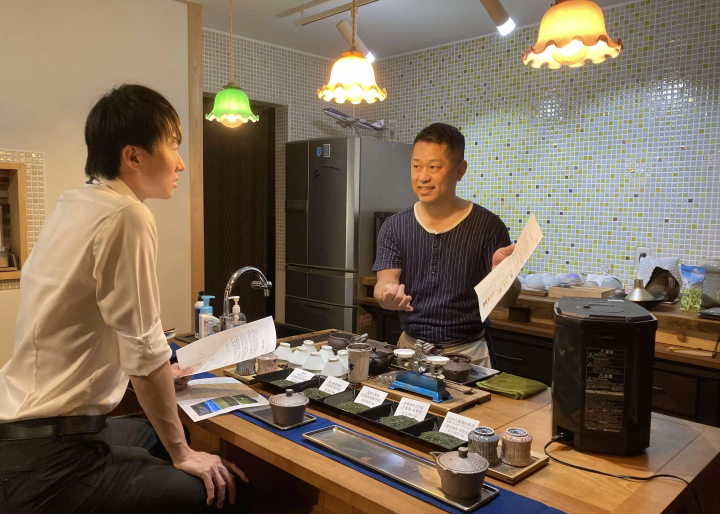 Dive into the World of Tea at Chaju Green Tea Store!