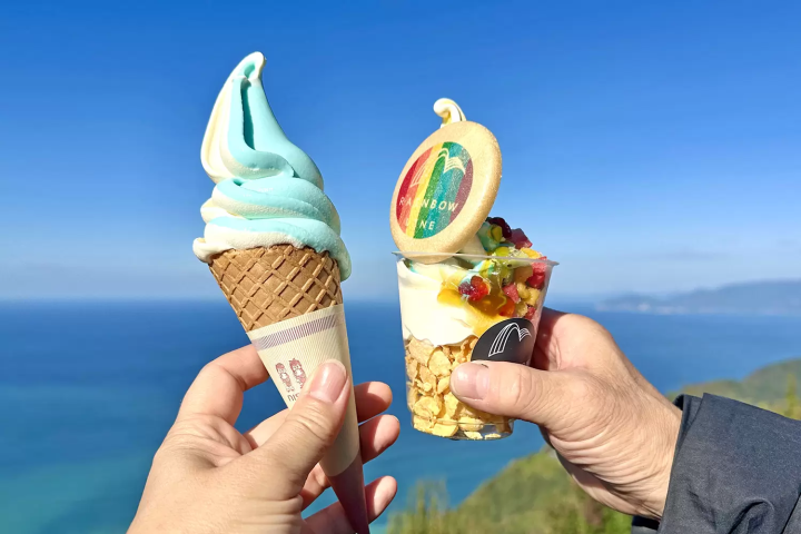 Soft serve ice cream and parfaits from Summit Cafe Nanairo, located on the Chuo Terrace. 