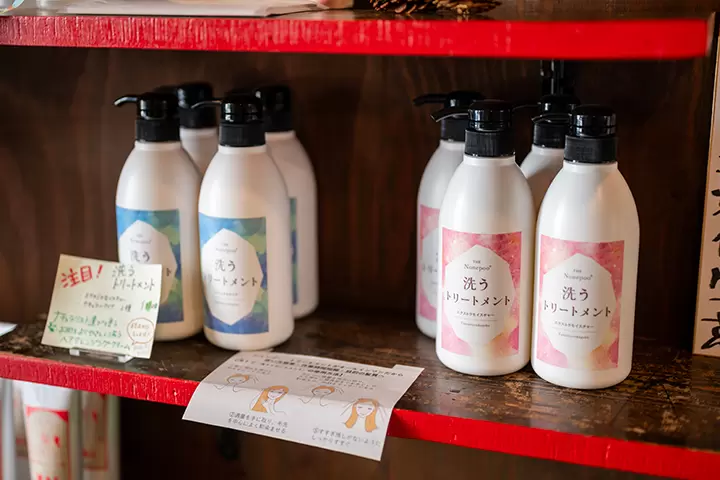 Found right near Shin-Okachimachi Station! Recommended for sensitive skin: What is seaweed shampoo?