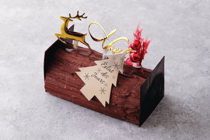 A luxurious classic for all ages. Smooth mousse made with French and Belgian chocolate is layered with vanilla and tart raspberry.