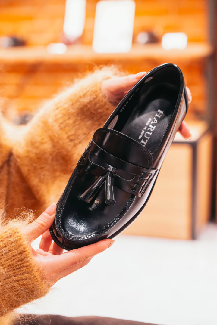 ジャパンブランドを深掘り! GENSEI&ニンと巡る、革靴の名店【ハルタ編】