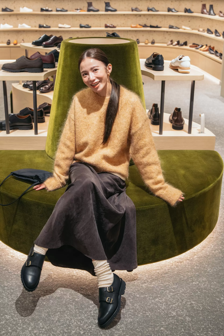 ตัวเลือกของ Ning: "Double Monk Strap (10BLCFL)" (41,800 เยน)