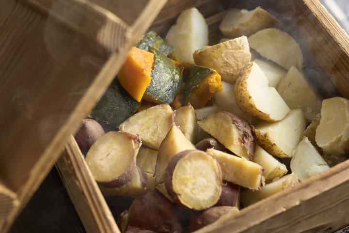Steamed vegetables (Gorojima Kintoki, pumpkin, potato)