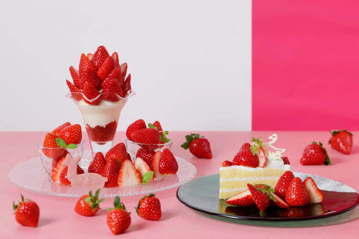 【期間限定】ホテル日航奈良で絶品いちごスイーツを堪能！豪華パフェで苺食べ比べ