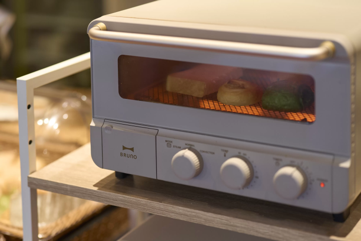 BRUNO toaster