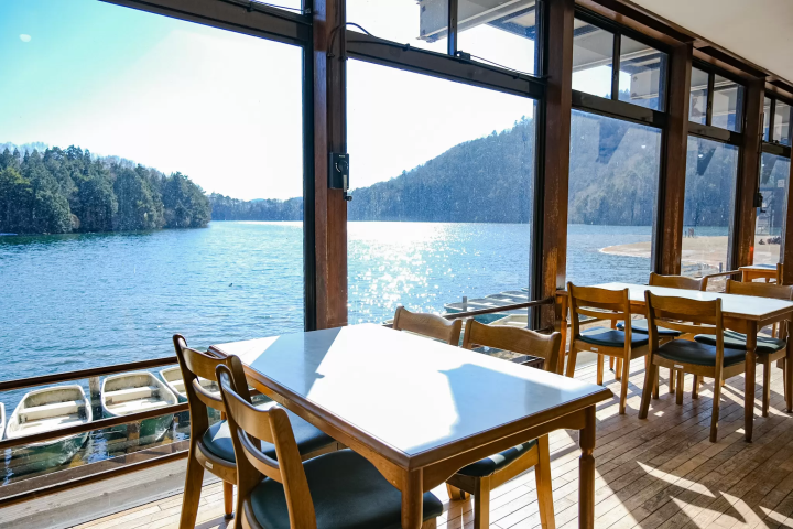 Winter in Okunikko: The Ultimate Guide to Yumoto Onsen (Japan's Top Sulfur Springs, Views & Gourmet)