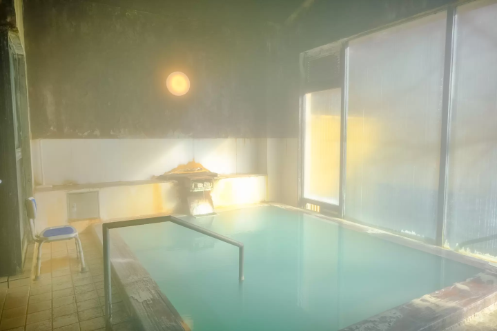 Winter in Okunikko: The Ultimate Guide to Yumoto Onsen (Japan's Top Sulfur Springs, Views & Gourmet)