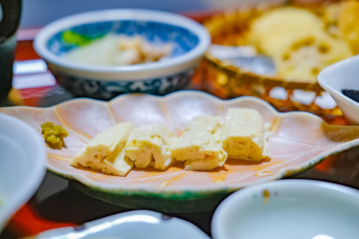 Winter in Okunikko: The Ultimate Guide to Yumoto Onsen (Japan's Top Sulfur Springs, Views & Gourmet)