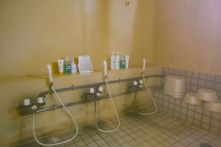 Winter in Okunikko: The Ultimate Guide to Yumoto Onsen (Japan's Top Sulfur Springs, Views & Gourmet)